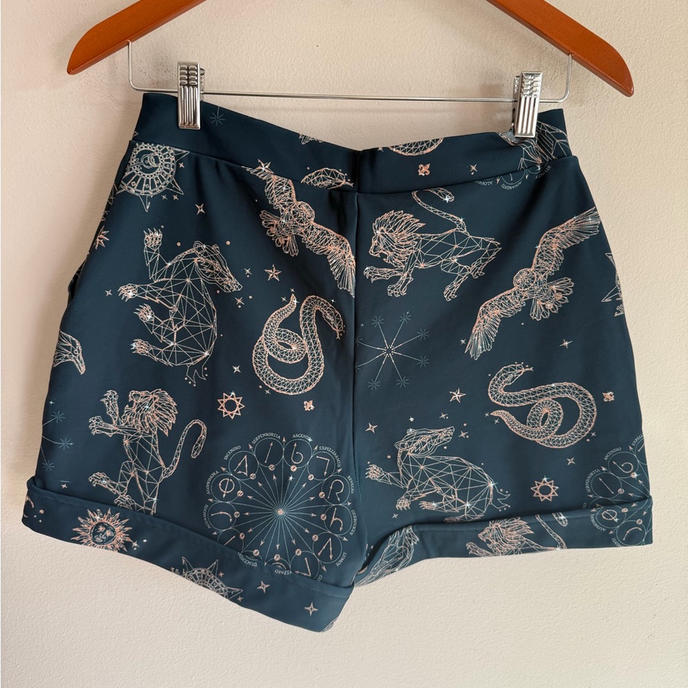 Women's Zodiac Print Shorts Harry Potter womens med magic sky - Picture 2 of 3